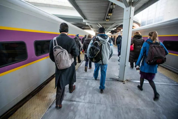 斯柯達將“車窗”搬到地鐵站，帶你享受最美的自然風光
