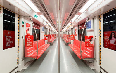 1、2、10號(hào)線列車媒體廣告