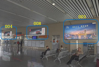 南朗站A、B進(jìn)出站口+售票窗旁燈箱廣告