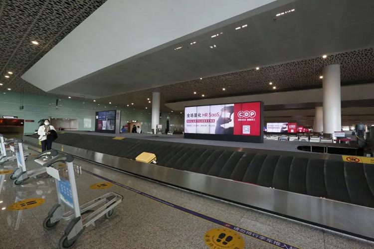 CDP集團(tuán)深圳機場電子屏廣告3