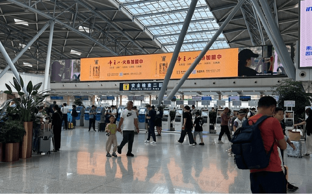 濟南遙墻機場最大廣告屏在哪里？濟南機場航站樓廣告價格多少錢？