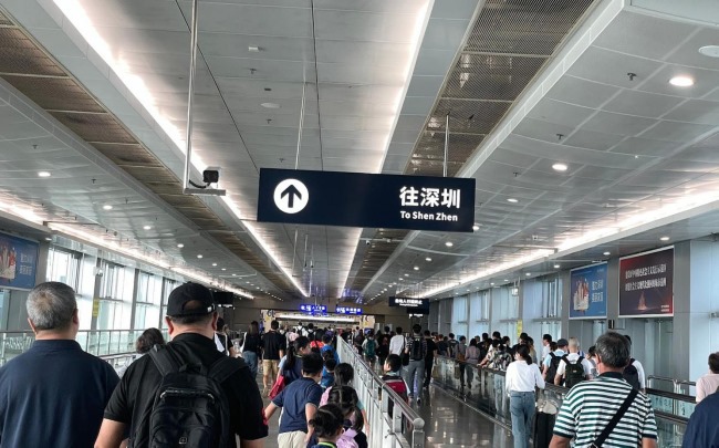 深圳福田口岸廣告價(jià)格收費(fèi)標(biāo)準(zhǔn)，福田口岸入境必經(jīng)通道廣告