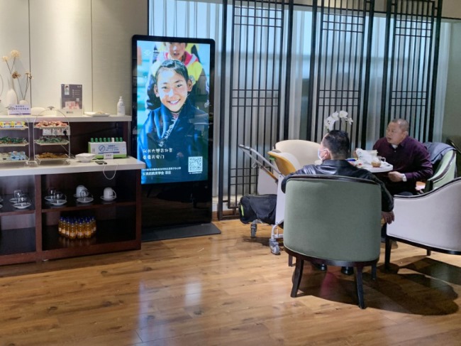 長(zhǎng)沙黃花機(jī)場(chǎng)貴賓廳休息室頭等艙電子屏廣告，長(zhǎng)沙機(jī)場(chǎng)廣告價(jià)格收費(fèi)