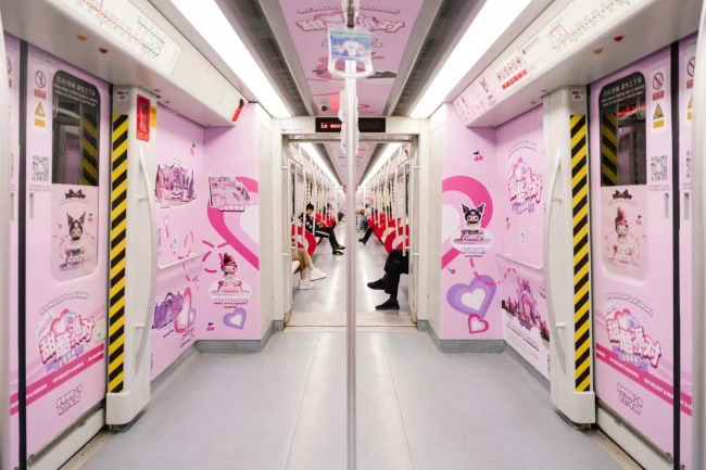 昆明地鐵車廂創(chuàng)意內(nèi)包車貼廣告投放案例，昆明地鐵列車廣告價(jià)格
