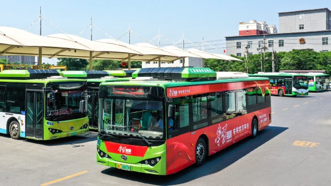 安陽(yáng)公交廣告車(chē)身貼紙案例，安陽(yáng)公交車(chē)巴士廣告投放價(jià)格