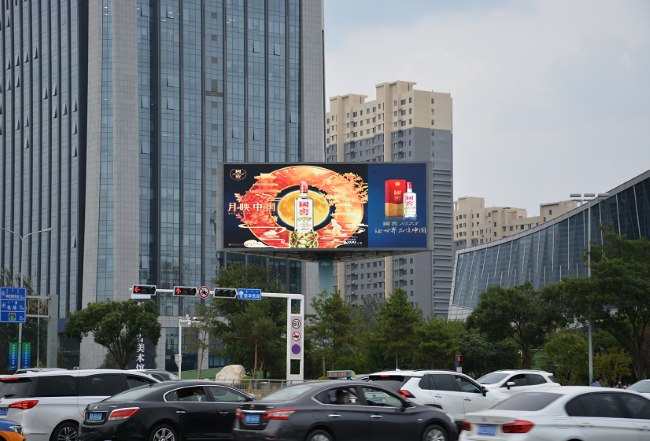 呼和浩特戶外LED廣告投放，呼和浩特大屏廣告價(jià)格