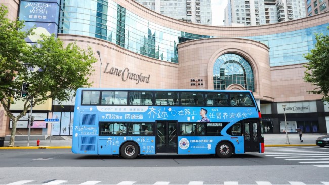 上海雙層觀光車身外車貼巴士廣告投放，上海公交車廣告價格