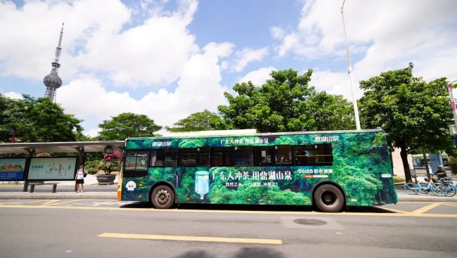 佛山公交車身巴士外車貼廣告投放，佛山公交車廣告價(jià)格