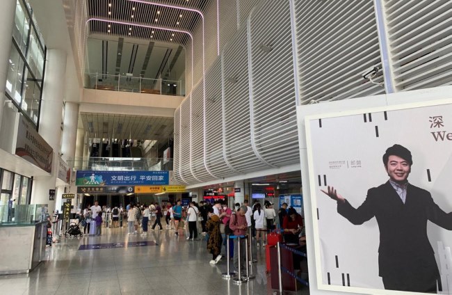 深圳福田口岸有哪些廣告位？怎樣選擇更有效果？