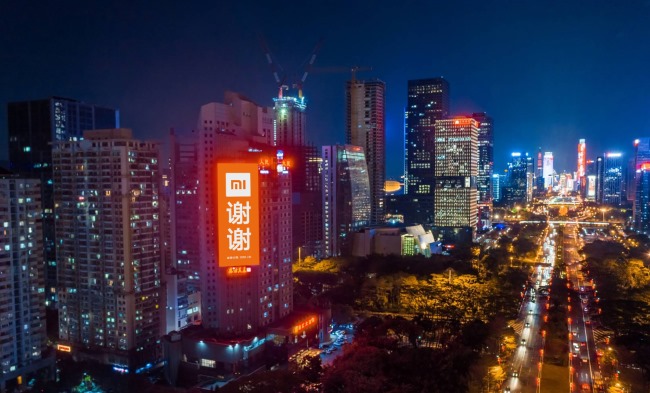 戶外廣告的發(fā)布流程是怎樣的？選擇戶外廣告或線上廣告哪個(gè)好？為什么？