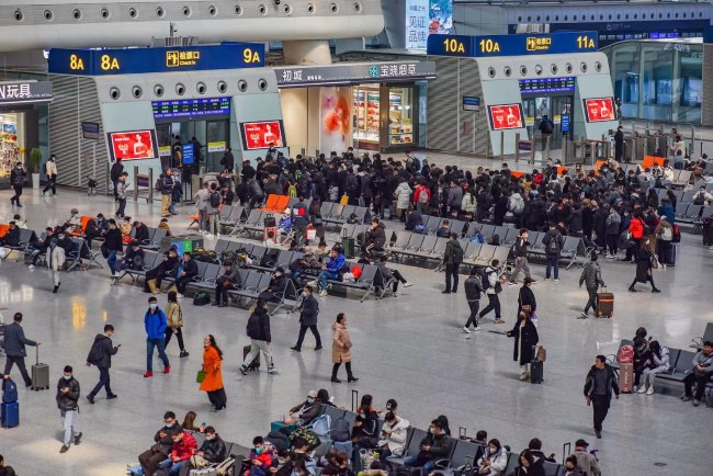 杭州東站有哪些廣告位？分別是什么價(jià)格？哪家廣告公司負(fù)責(zé)發(fā)布安裝？