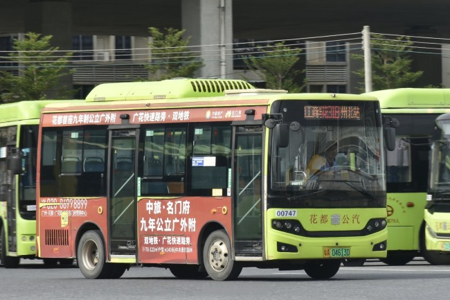 廣州花都公交外車身貼廣告投放，廣州公交車巴士廣告價(jià)格