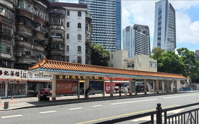 珠海公交站臺大牌廣告投放，珠海巴士候車亭廣告價格